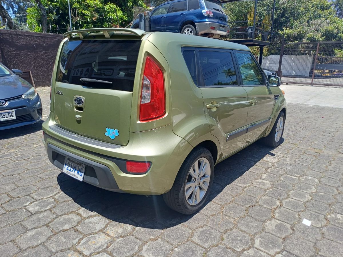 KIA SOUL  - 2012                                        
