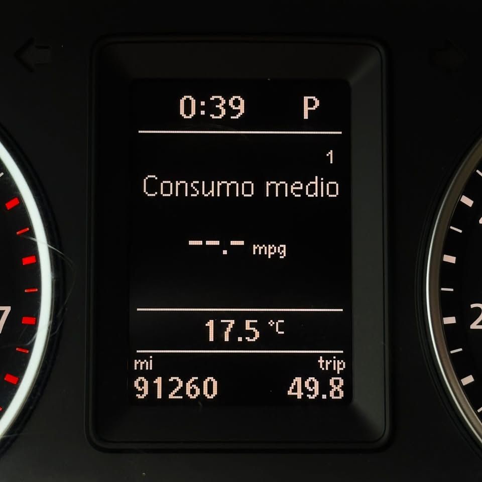 VOLKSWAGEN JETTA - 2016                                        