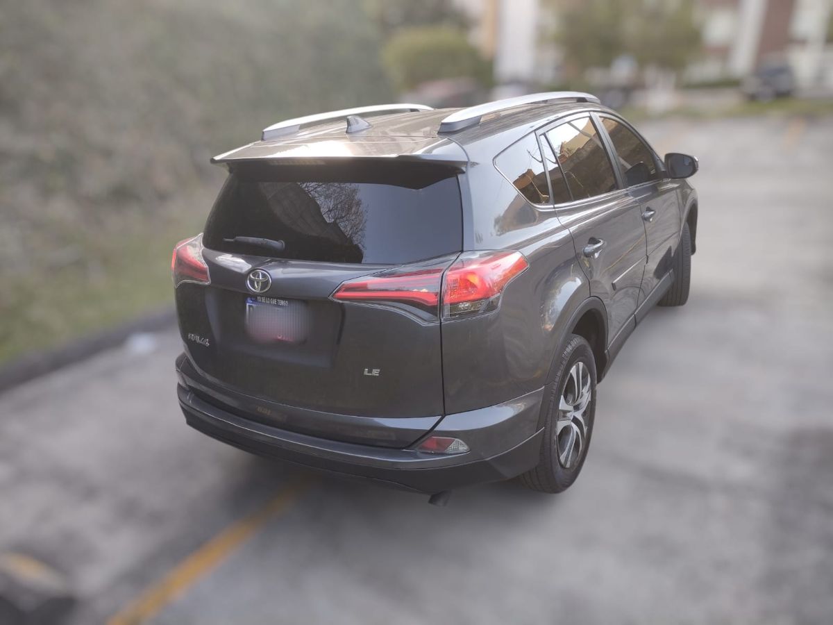 TOYOTA RAV-4 - 2016                                        