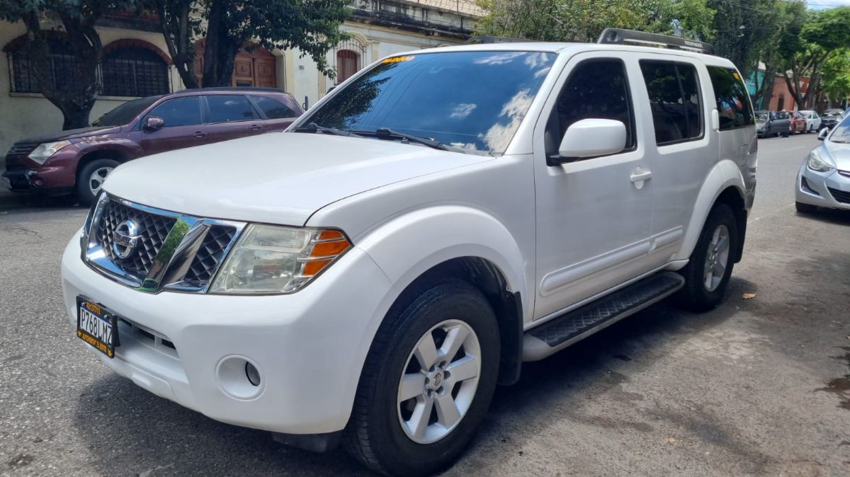 NISSAN  PATHFINDER - 2009                                        