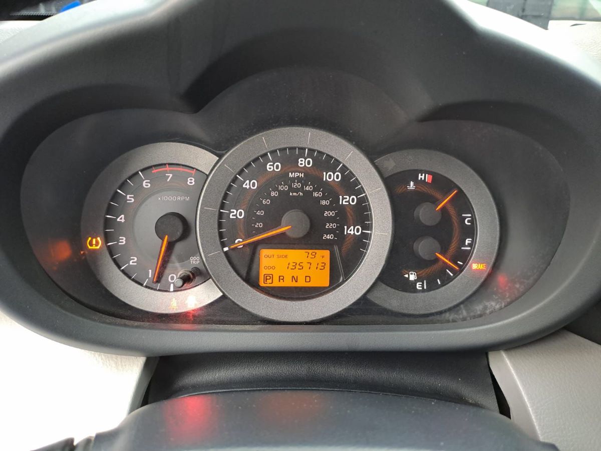TOYOTA RAV-4 - 2008                                        