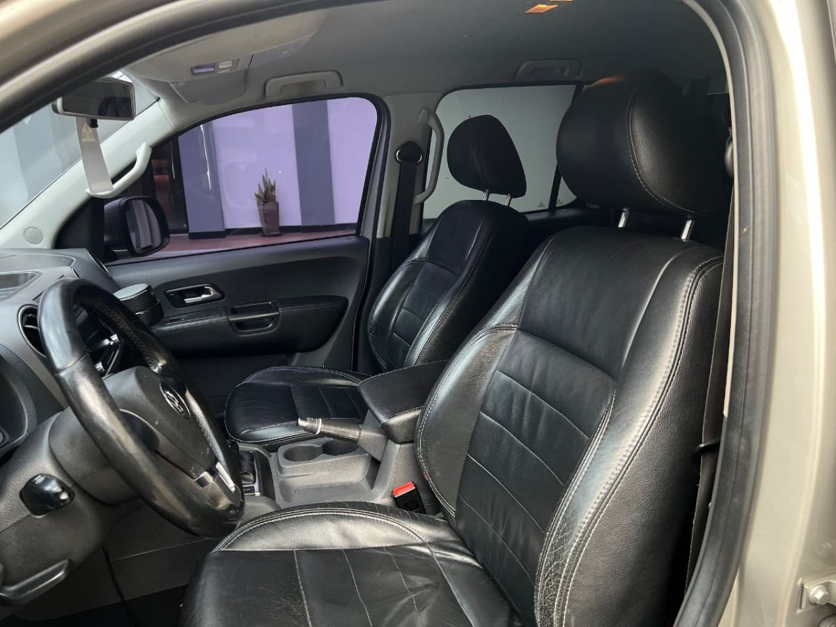 VOLKSWAGEN  AMAROK - 2012                                        