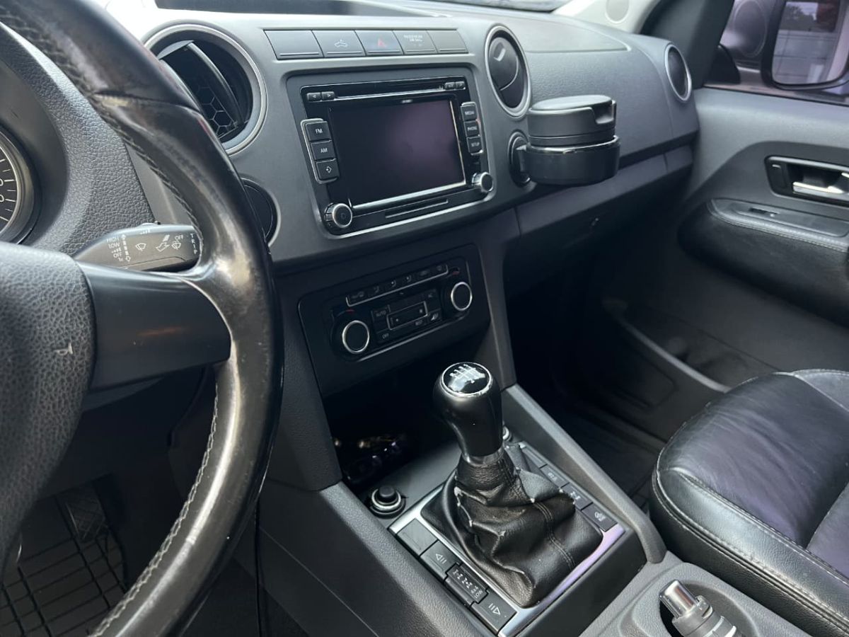 VOLKSWAGEN  AMAROK - 2012                                        