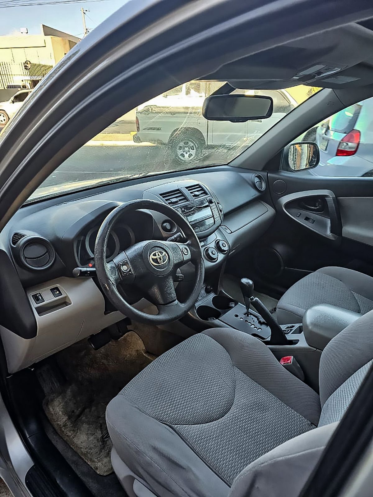 TOYOTA RAV-4 - 2011                                        