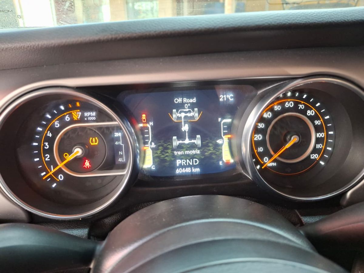 JEEP GLADIATOR SPORT - 2021                                        