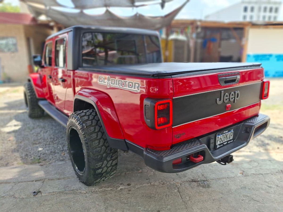 JEEP GLADIATOR SPORT - 2021                                        
