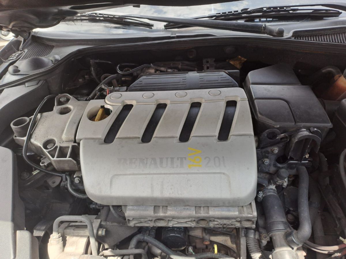 RENAULT LAGUNA - 2006                                        