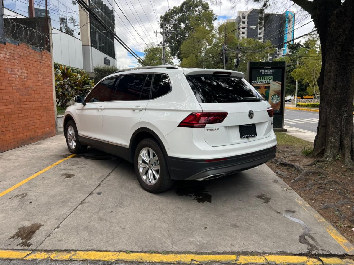 VOLKSWAGEN TIGUAN - 2019                                        