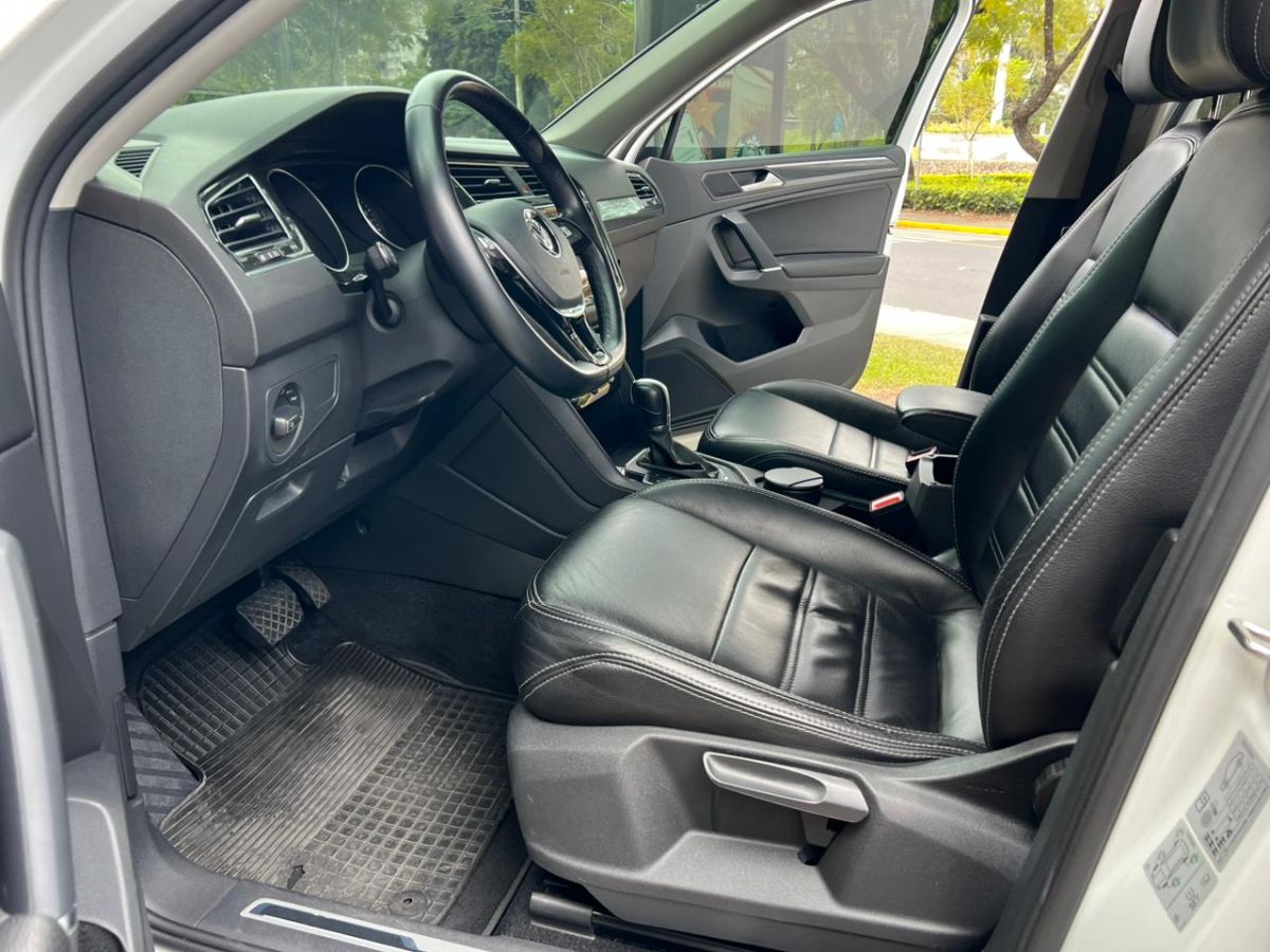 VOLKSWAGEN TIGUAN - 2019                                        