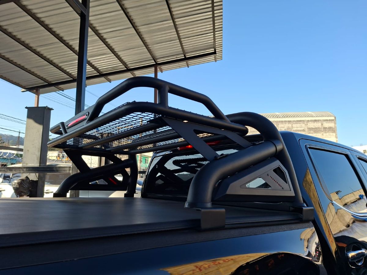 NISSAN FRONTIER - 2025                                        