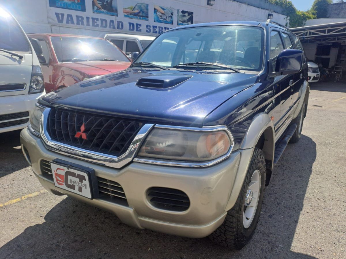 MITSUBISHI NATIVA - 2003                                        