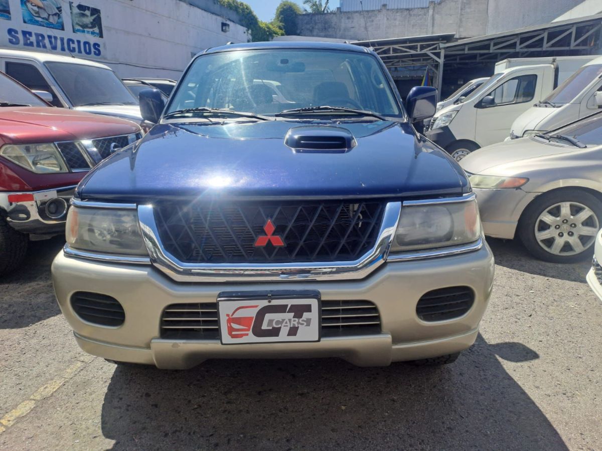 MITSUBISHI NATIVA - 2003                                        