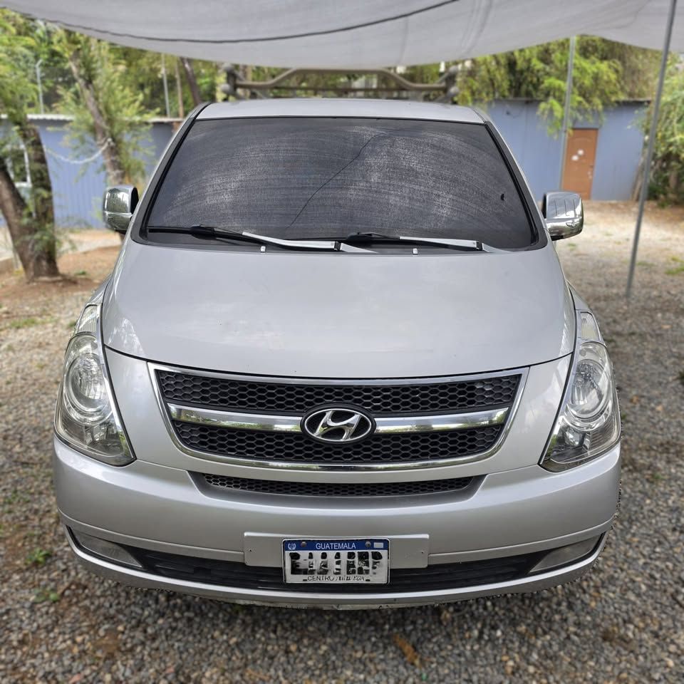 HYUNDAI STAREX - 2010                                        
