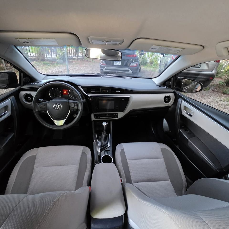 TOYOTA COROLLA - 2017                                        