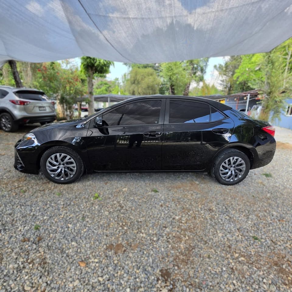 TOYOTA COROLLA - 2017                                        