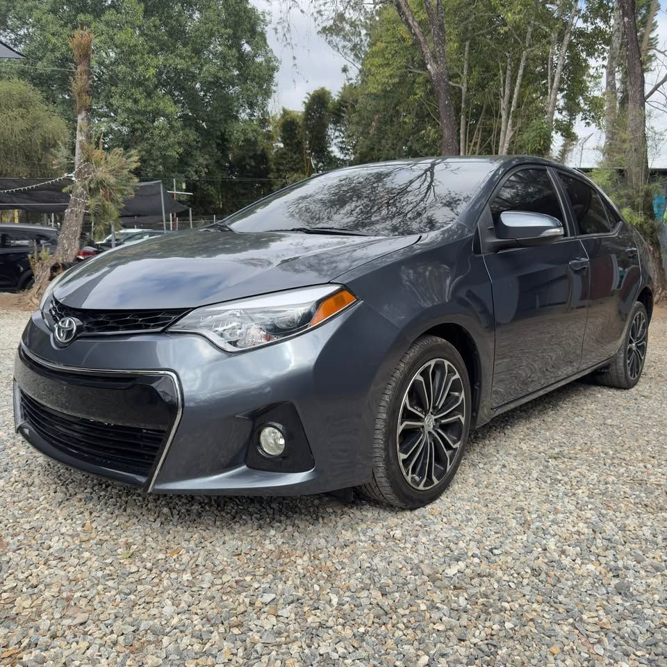 TOYOTA COROLLA S - 2014                                        