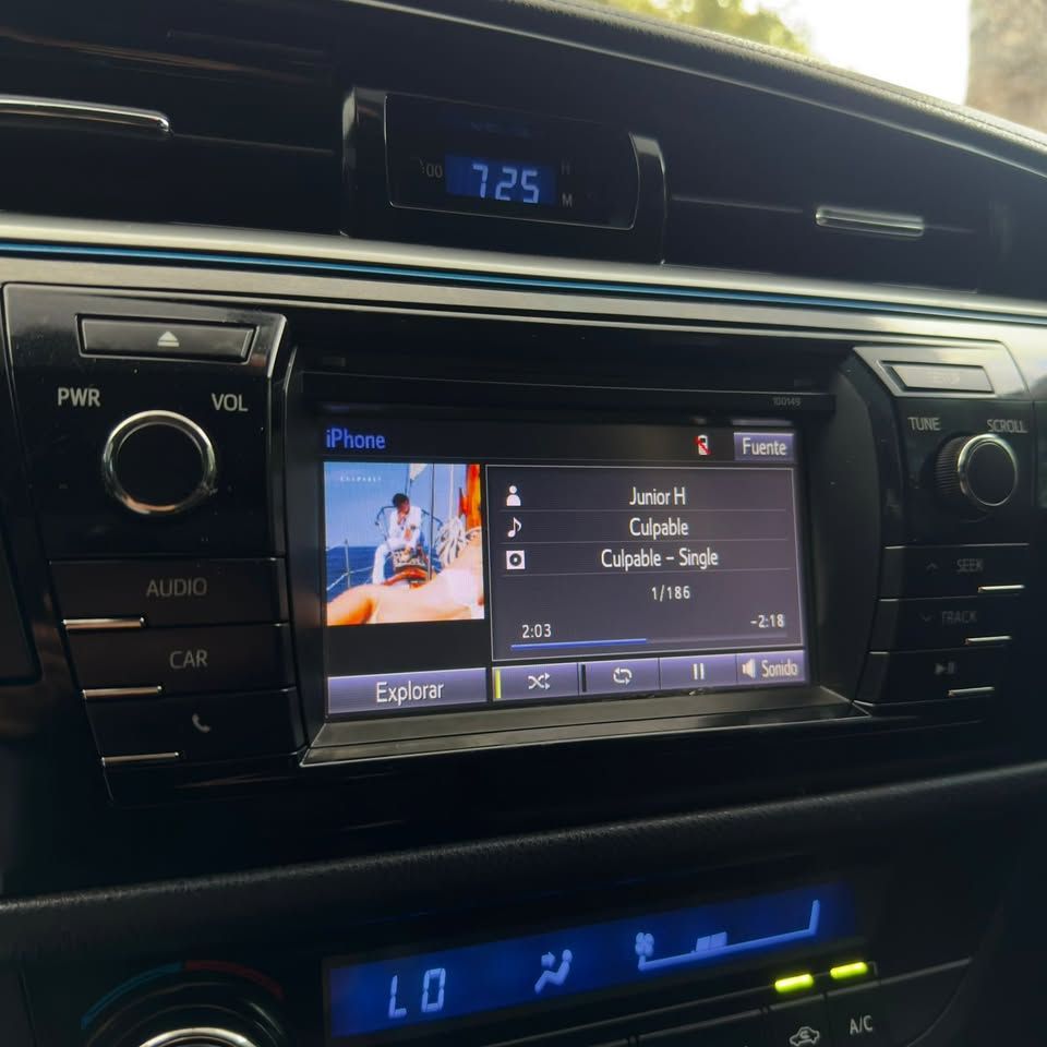 TOYOTA COROLLA S - 2014                                        