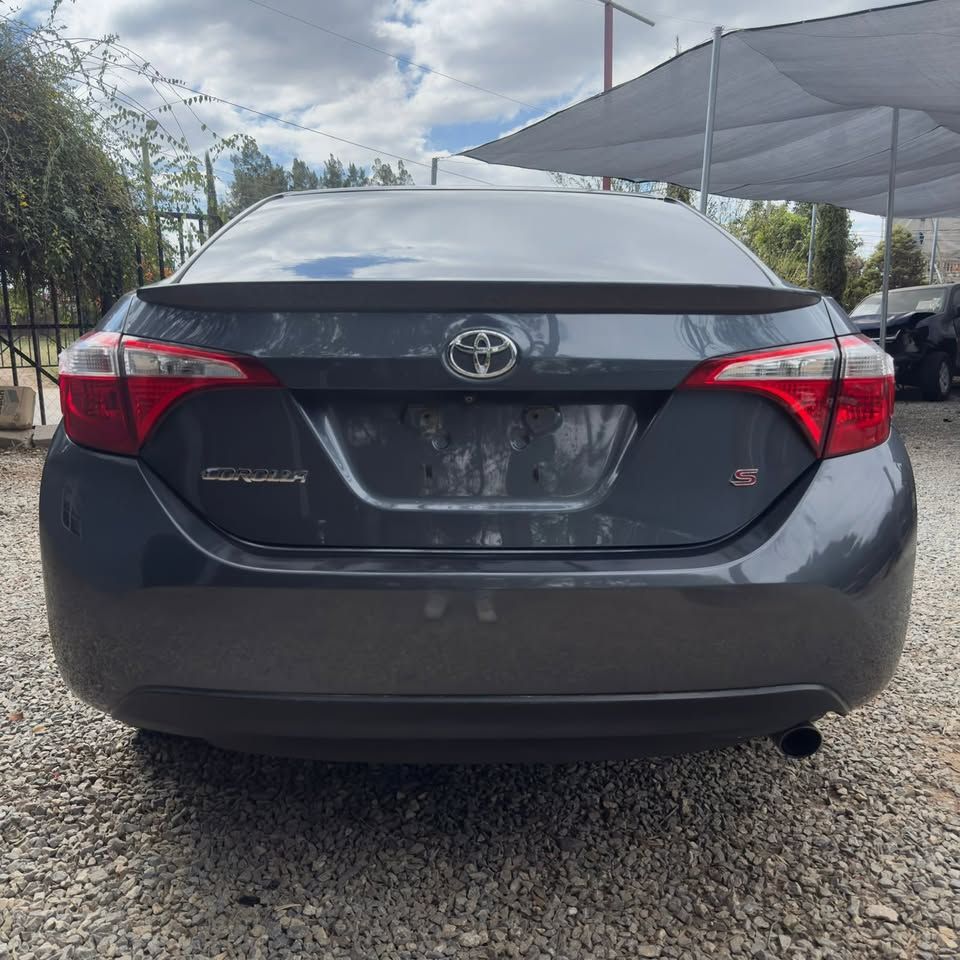 TOYOTA COROLLA S - 2014                                        