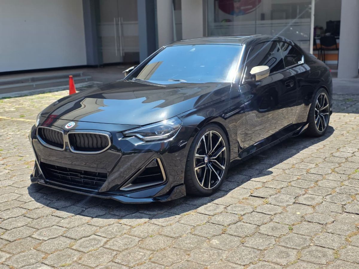 BMW M2 - 2023                                        