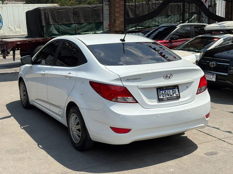 HYUNDAI ACCENT - 2016                                        