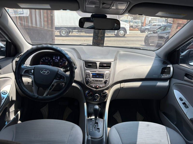 HYUNDAI ACCENT - 2016                                        