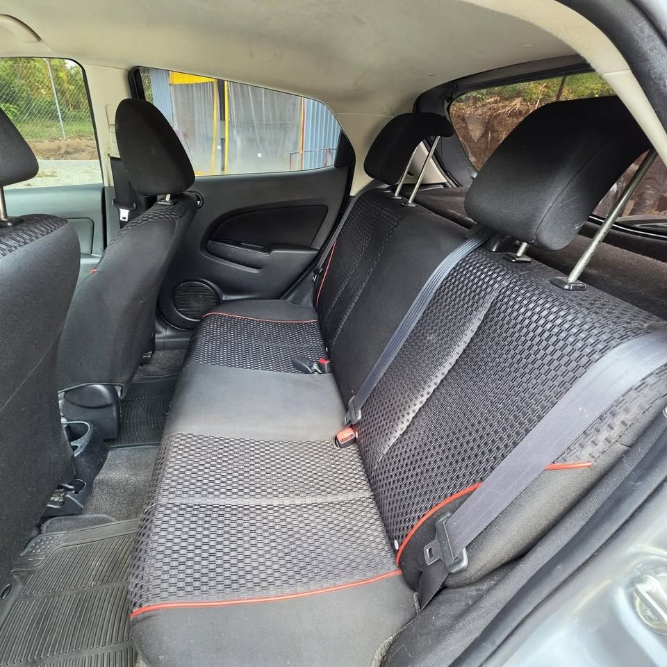 MAZDA 2 - 2013                                        