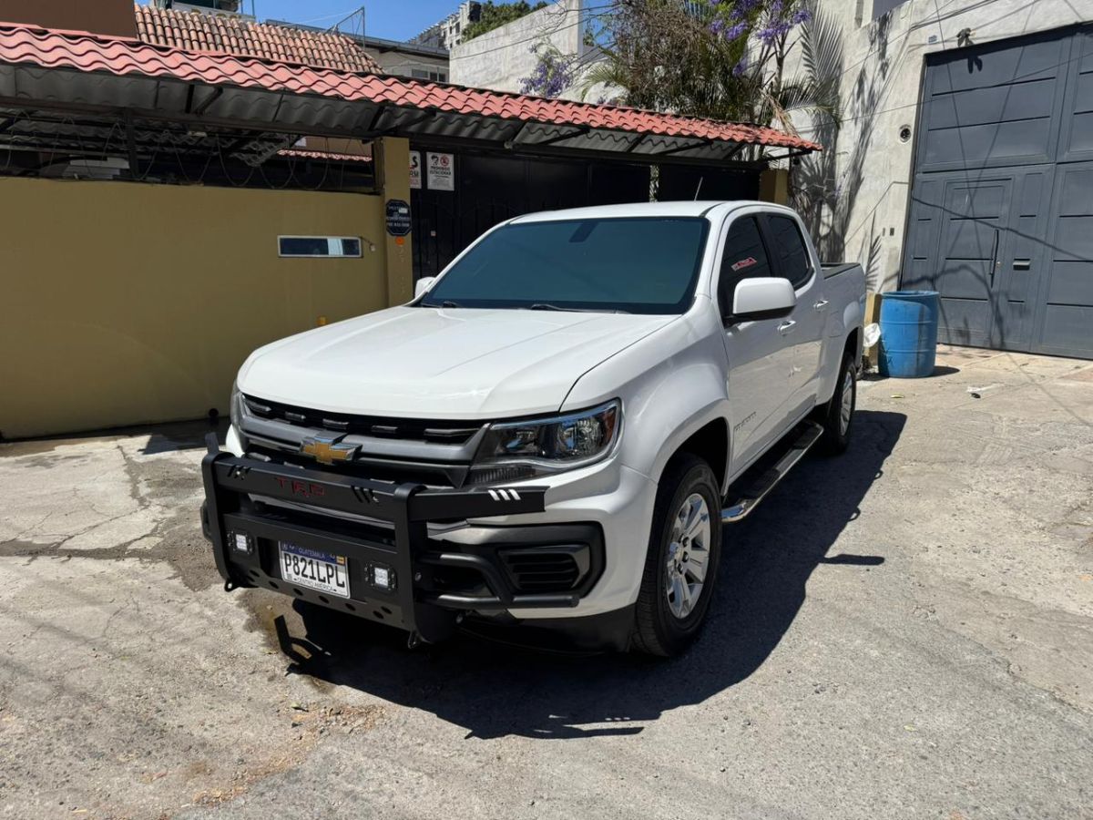 CHEVROLET COLORADO - 2021                                        