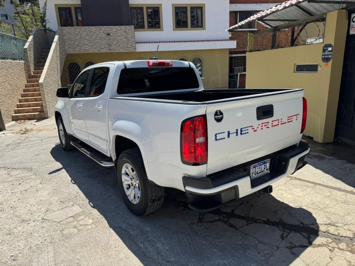 CHEVROLET COLORADO - 2021                                        