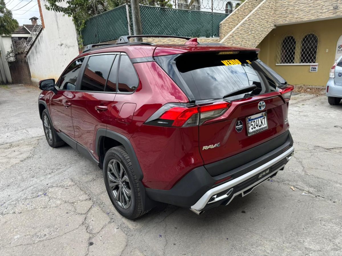 TOYOTA RAV-4 - 2022                                        