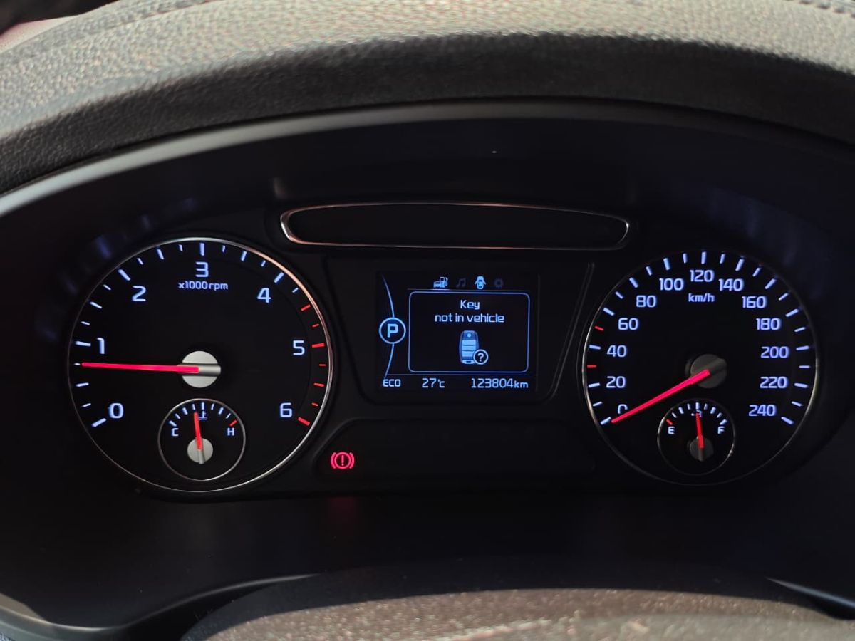 KIA SORENTO - 2017                                        