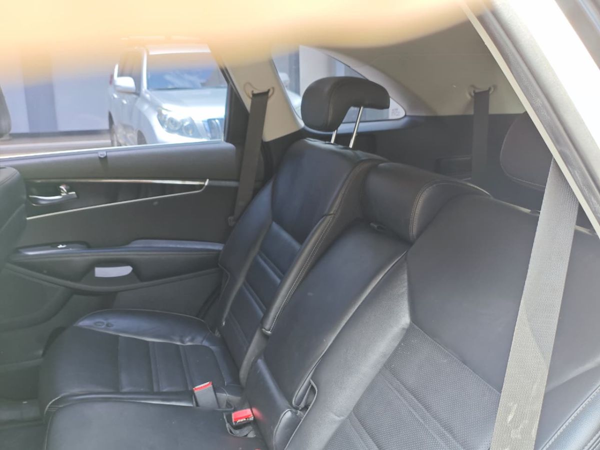 KIA SORENTO - 2017                                        