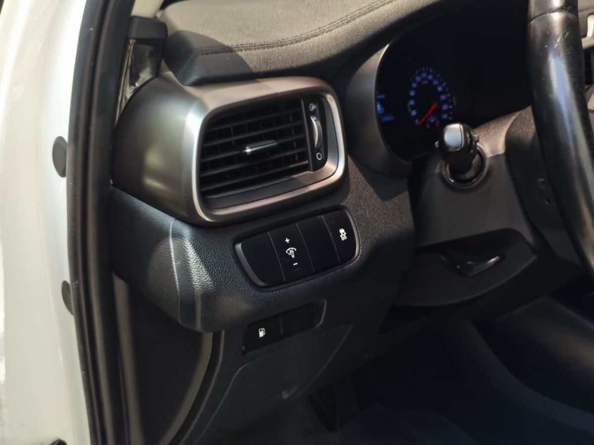 KIA SORENTO - 2017                                        