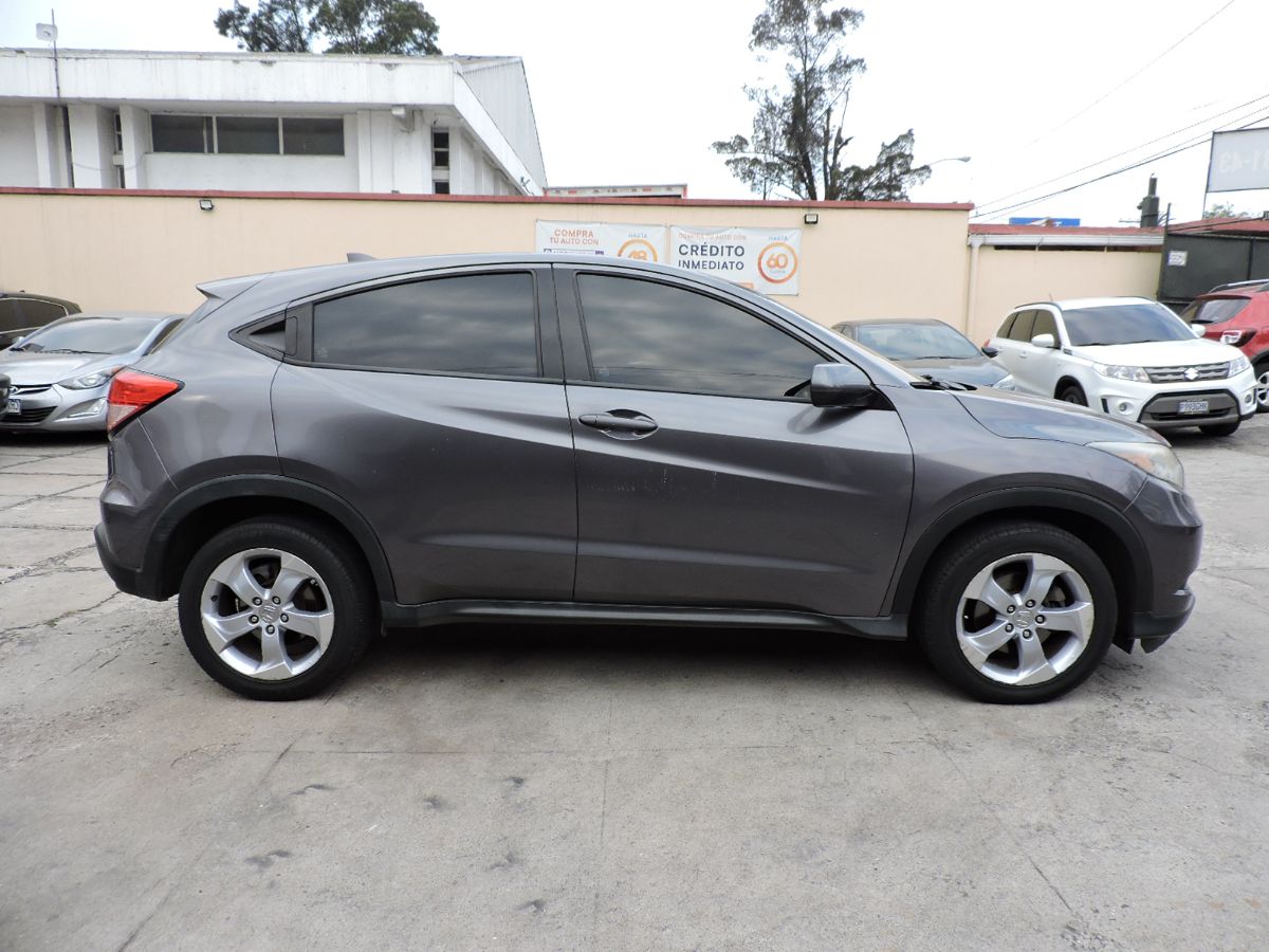 HONDA HRV - 2016                                        