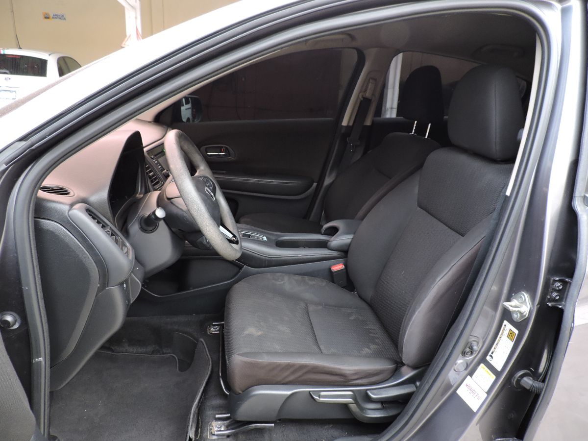 HONDA HRV - 2016                                        