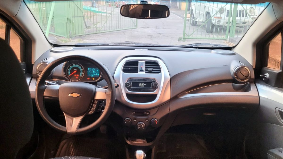 CHEVROLET BEAT - 2018                                        