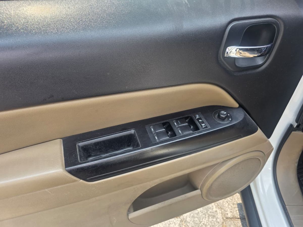JEEP PATRIOT - 2014                                        