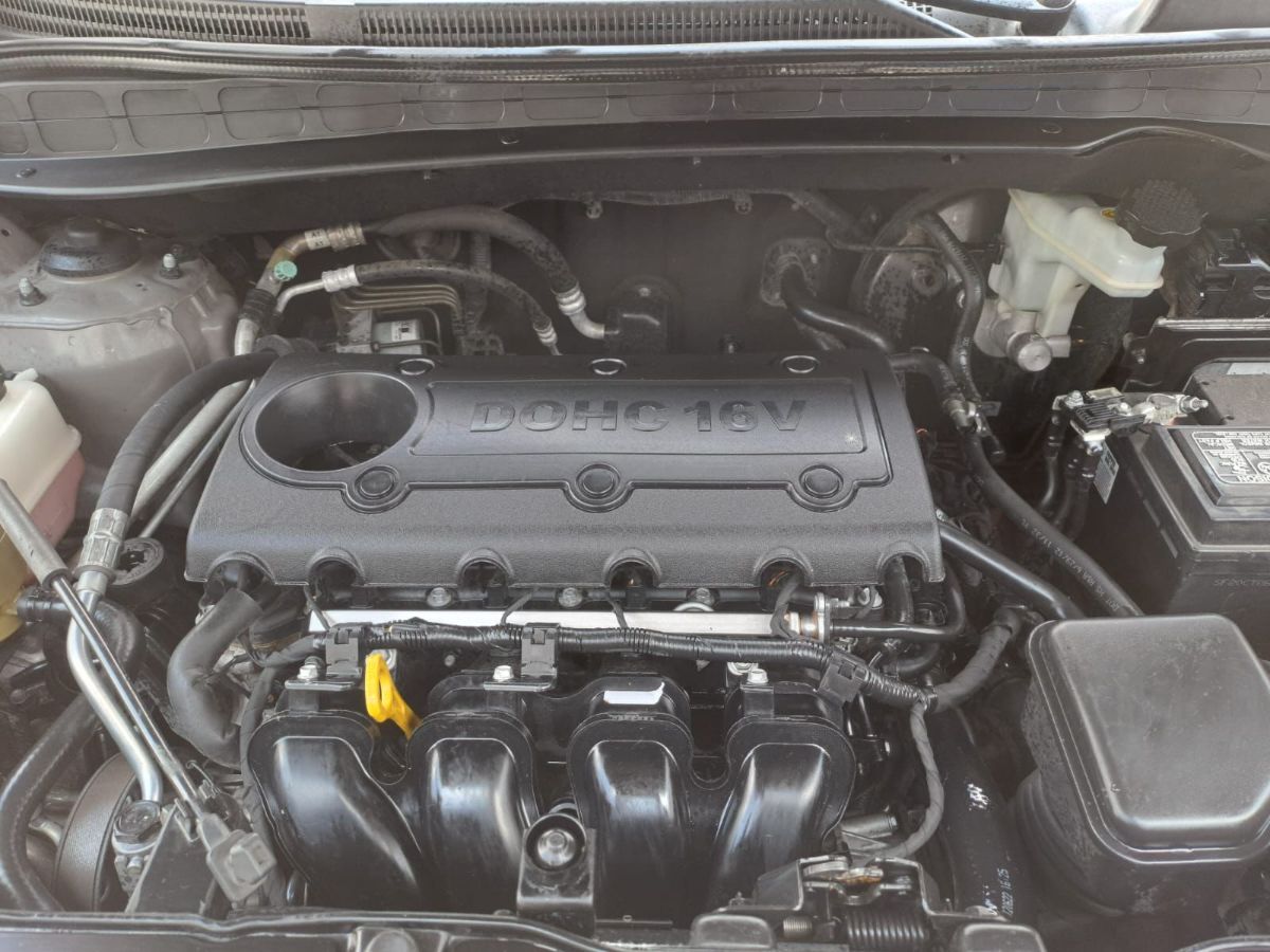HYUNDAI TUCSON - 2013                                        