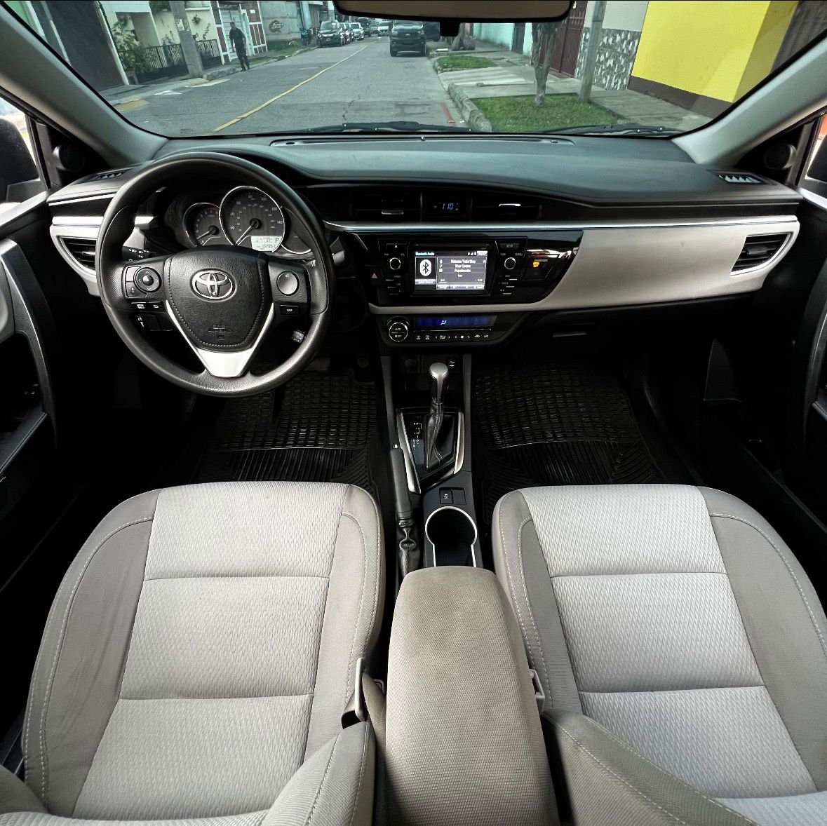 TOYOTA COROLLA - 2016                                        