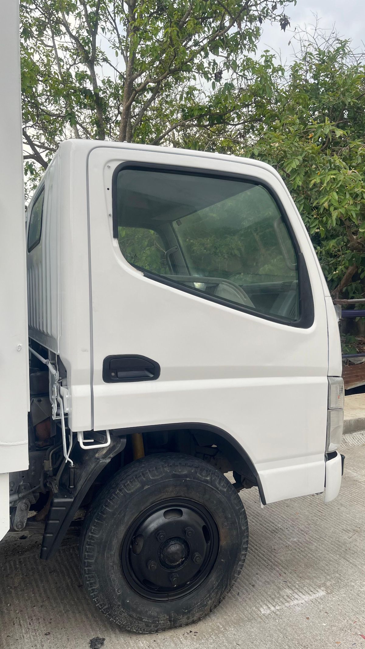 MITSUBISHI FUSO CANTER - 2011                                        
