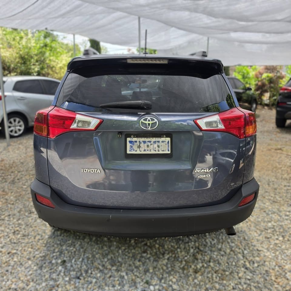 TOYOTA RAV-4 - 2014                                        
