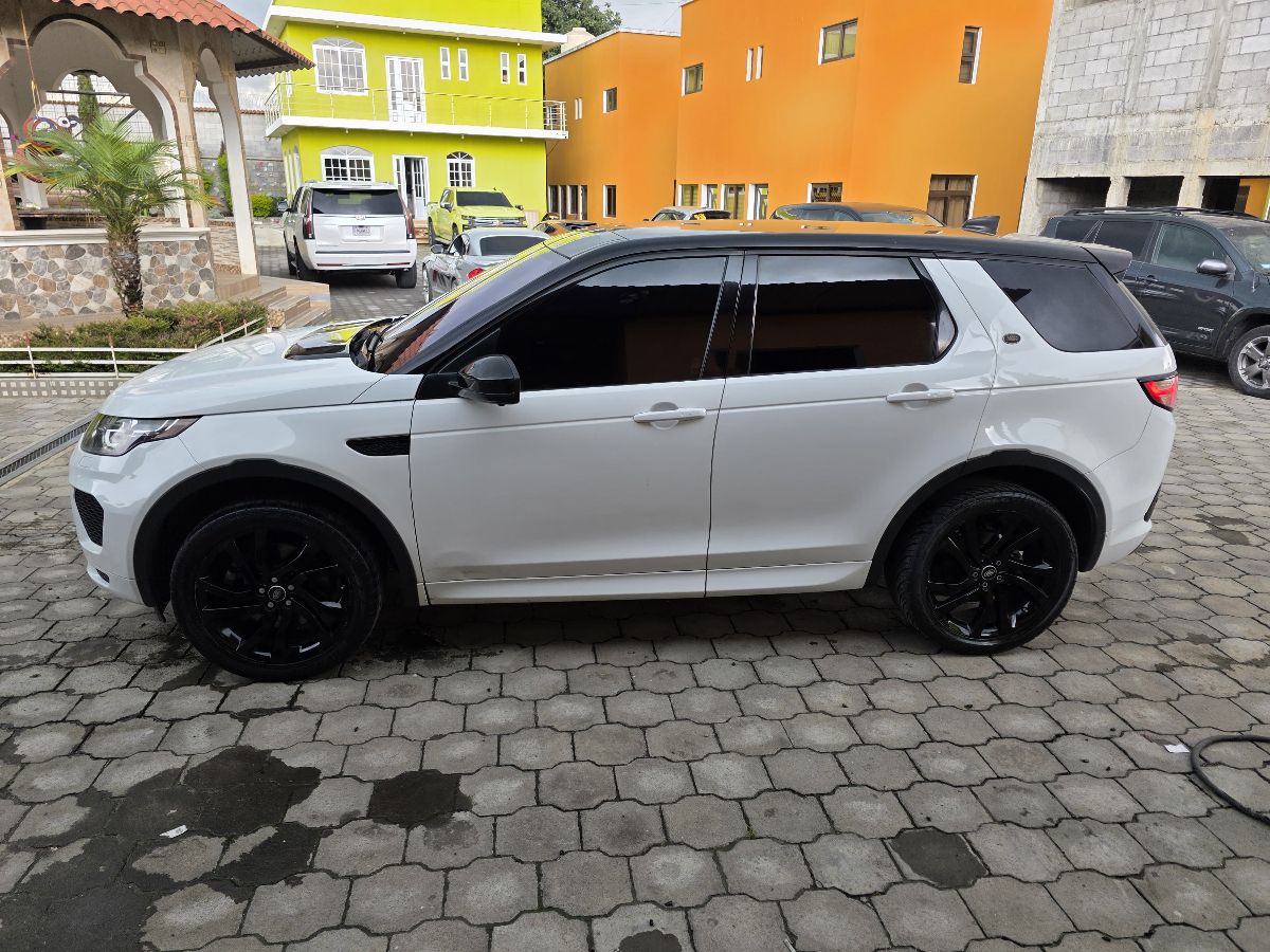 LAND ROVER DISCOVERY SPORT  - 2018                                        