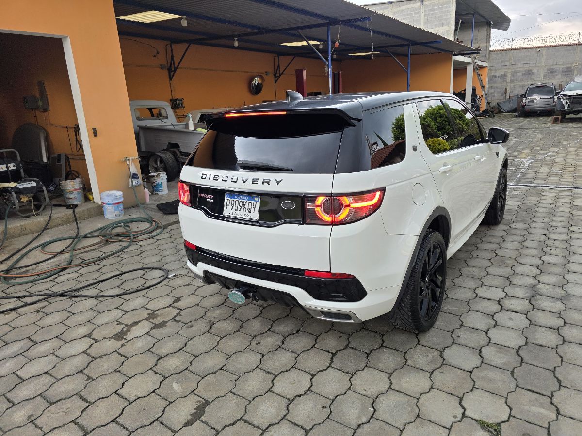 LAND ROVER DISCOVERY SPORT  - 2018                                        