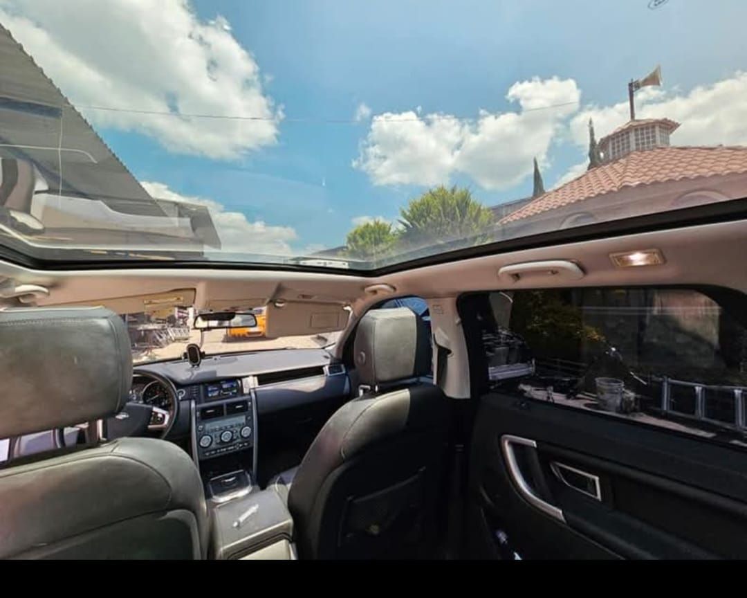 LAND ROVER DISCOVERY SPORT  - 2018                                        