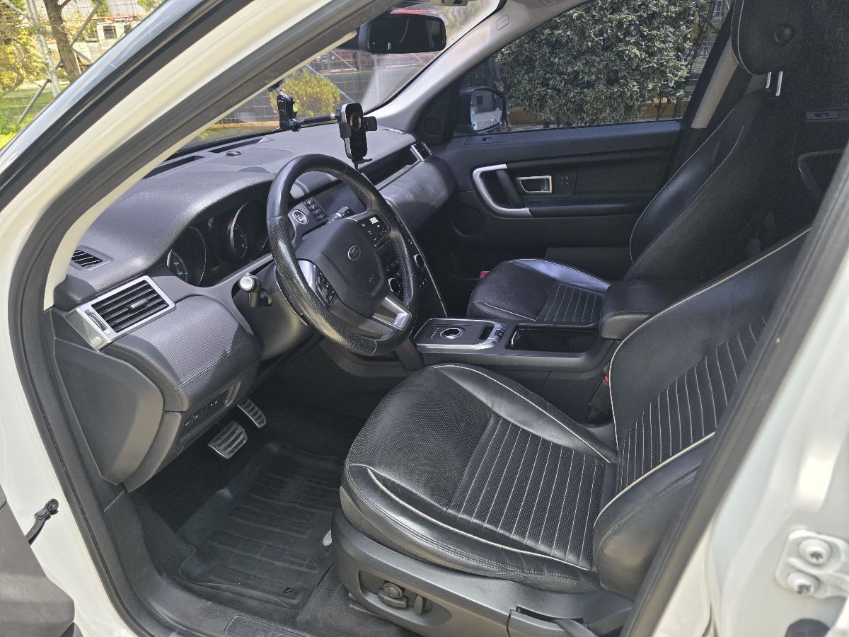 LAND ROVER DISCOVERY SPORT  - 2018                                        