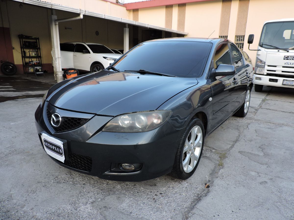 MAZDA 3 - 2008                                        