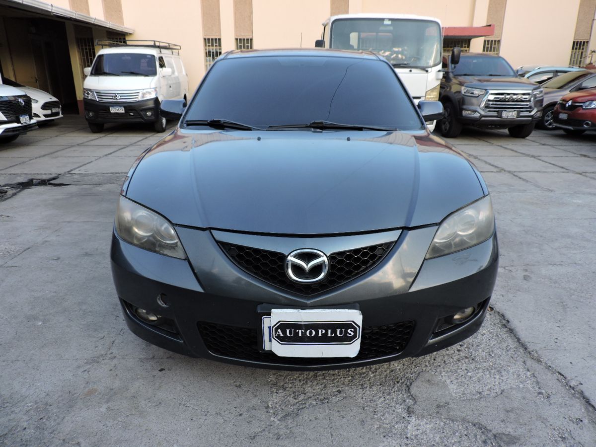 MAZDA 3 - 2008                                        