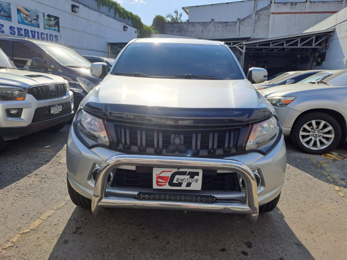 MITSUBISHI L200 - 2017                                        