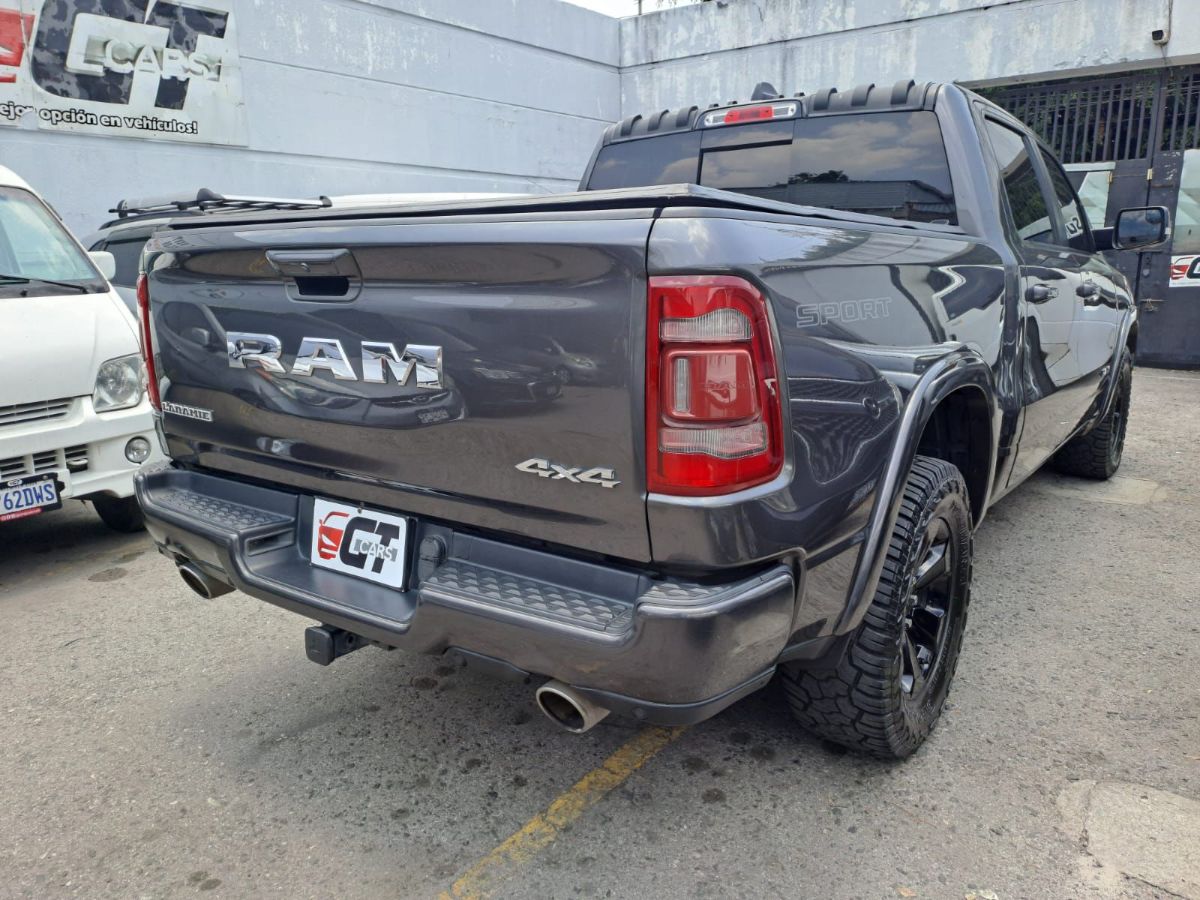 DODGE RAM 1500 - 2020                                        