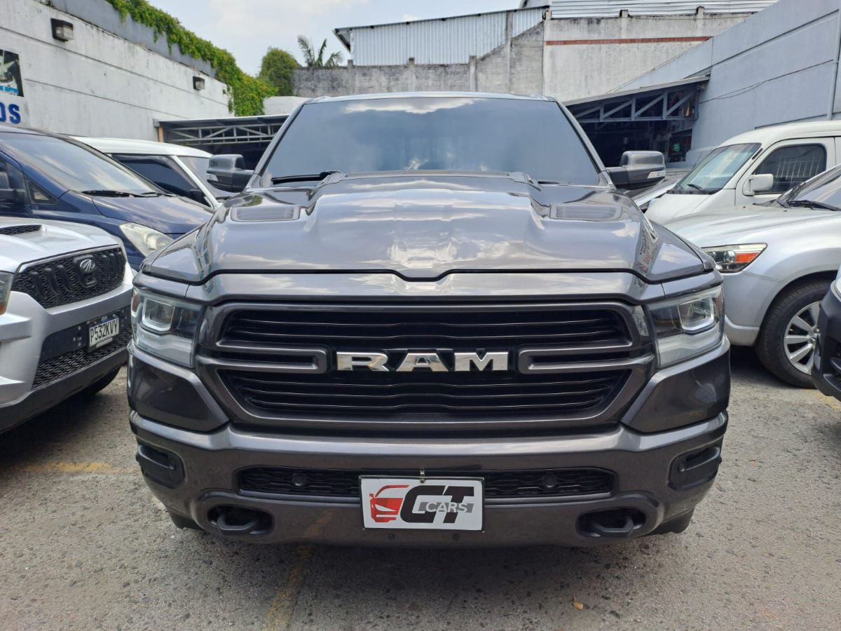 DODGE RAM 1500 - 2020                                        