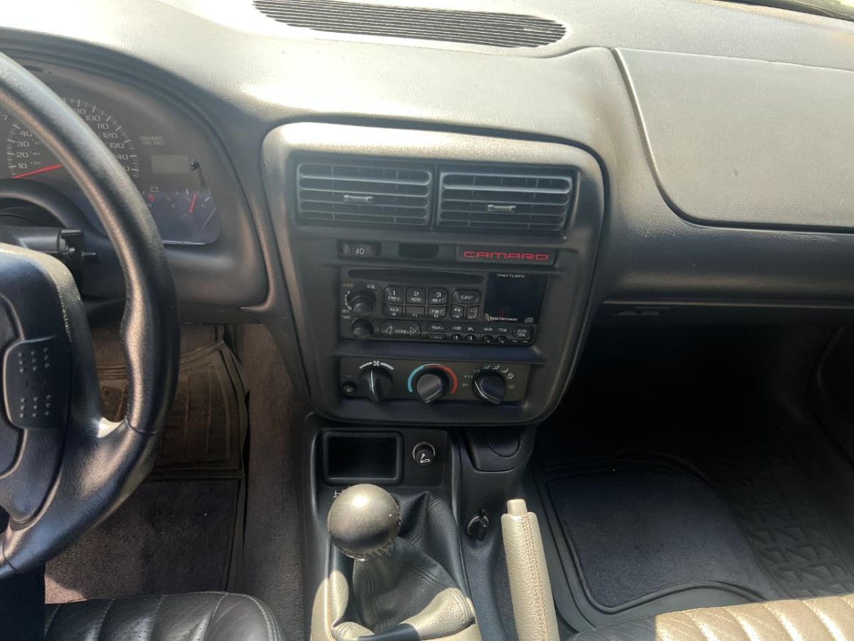 CHEVROLET CAMARO - 1997                                        